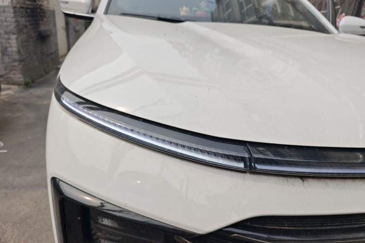 Used JETOUR X70 PLUS 2025 1.5T Luxury Edition 5 Seats Exterior 6