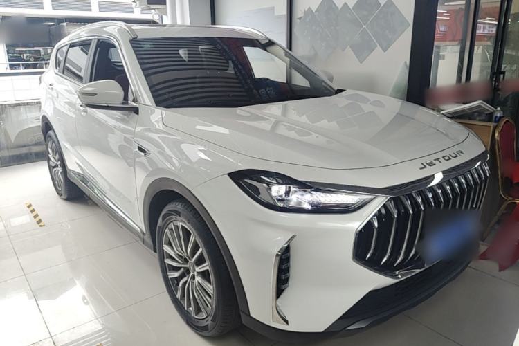 Used JETOUR X70 PLUS 2025 Champion Edition 1.5T DCT Champion PRO 5-Seater Front Right 45 Deg