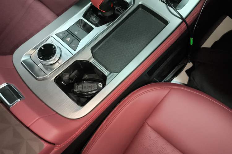 Used JETOUR X70 PLUS 2025 Champion Edition 1.5T DCT Champion PRO 5-Seater Interior 1