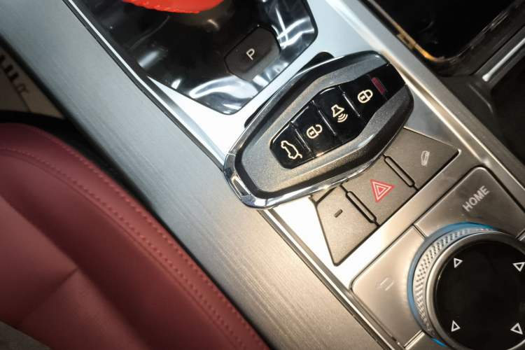Used JETOUR X70 PLUS 2025 Champion Edition 1.5T DCT Champion PRO 5-Seater Interior 1