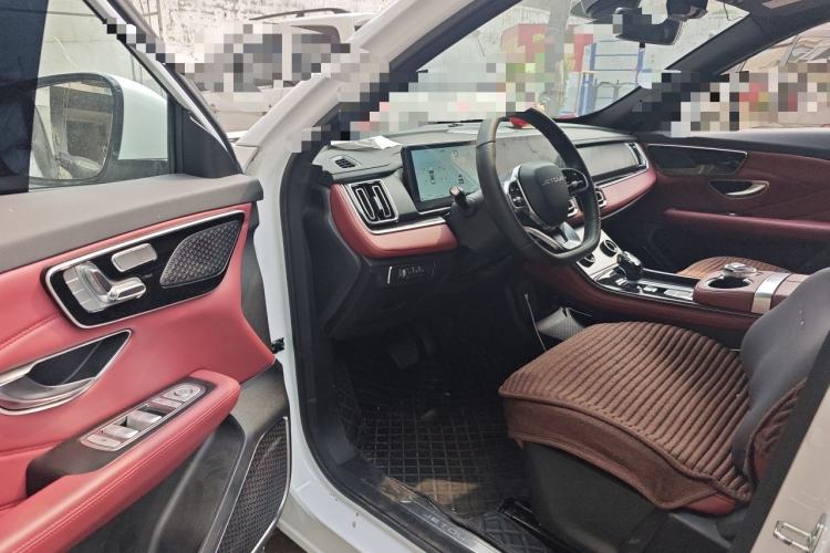 Used JETOUR X70 PLUS 2025 1.5T Luxury Edition 5 Seats Interior 3
