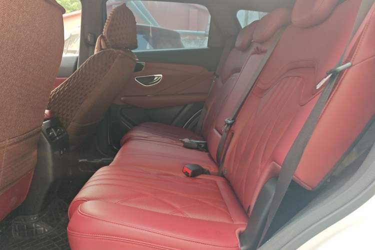 Used JETOUR X70 PLUS 2025 1.5T Luxury Edition 5 Seats Interior 4