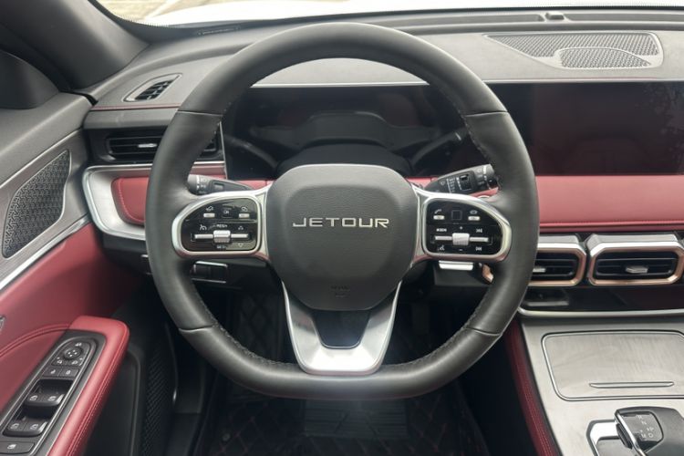 Used JETOUR X70 PLUS 2025 Champion Edition 1.5T DCT Champion MAX+ 5-seater Interior 4