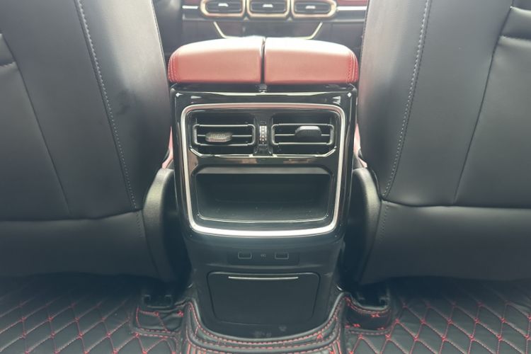 Used JETOUR X70 PLUS 2025 Champion Edition 1.5T DCT Champion MAX+ 5-seater Interior 8