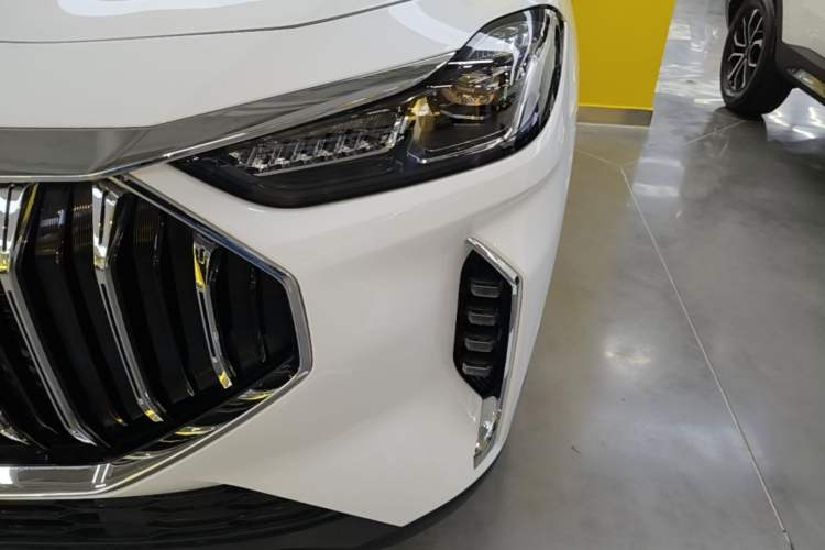 Used JETOUR X70 PLUS 2025 Champion Edition 1.5T DCT Champion MAX 7-Seater Left Front Headlight