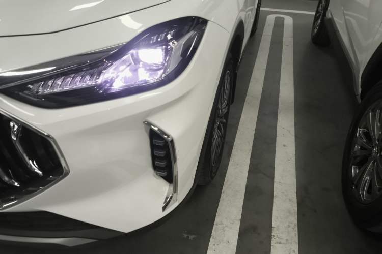 Used JETOUR X70 PLUS 2025 Champion Edition 1.5T DCT Champion PRO 5-Seater Left Front Headlight