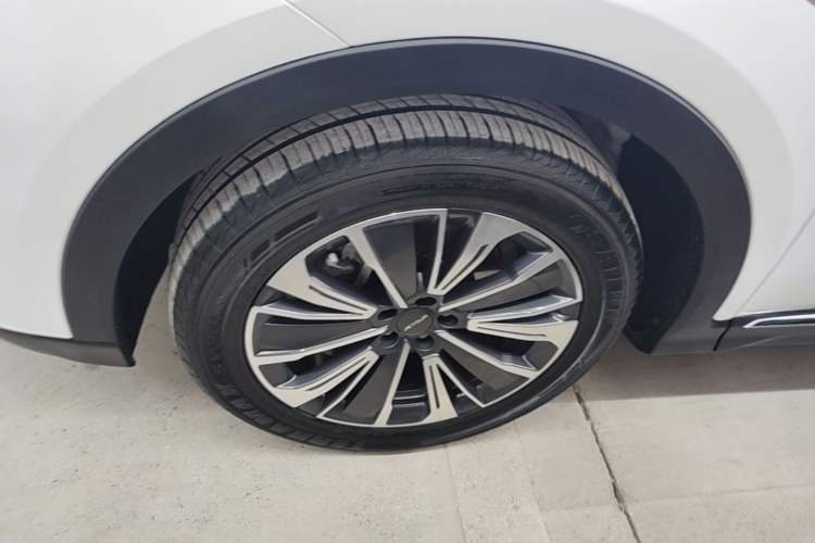 Used JETOUR X70 PLUS 2025 1.5T CVT Flagship PRO 5-Seater Left Front Wheel Hub
