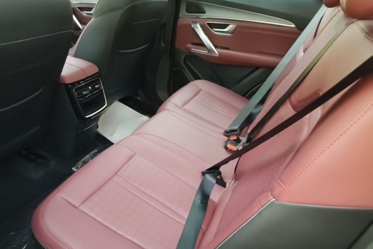 Used JETOUR X70 PLUS 2025 Champion Edition 1.5T DCT Champion MAX 7-Seater Left Rear Seat