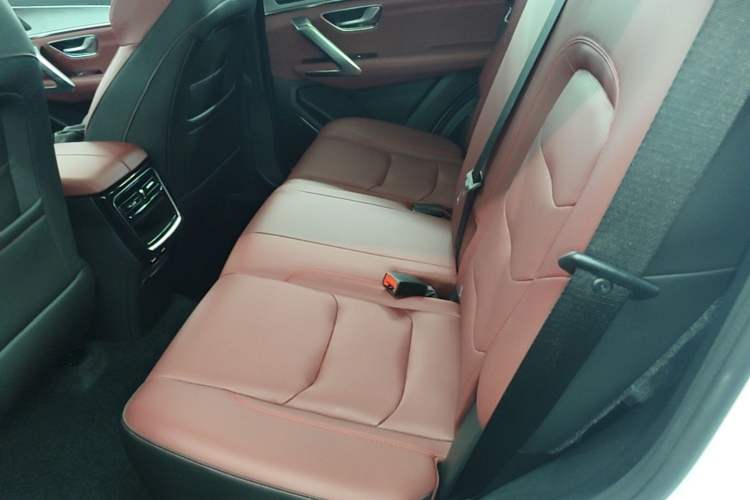 Used JETOUR X70 PLUS 2025 1.5T CVT Flagship PRO 5-Seater Left Rear Seat