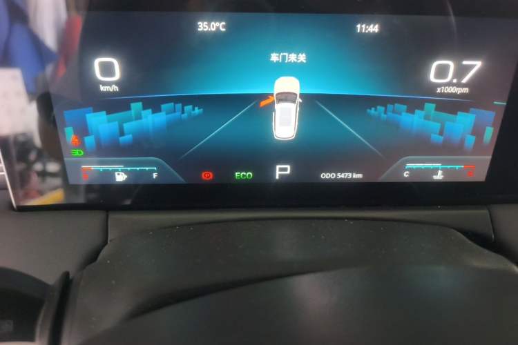 Used JETOUR X70 PLUS 2025 Champion Edition 1.5T DCT Champion MAX 5-seater Odometer Close Up