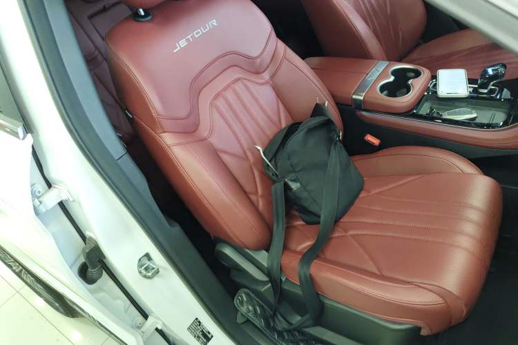 Used JETOUR X70 PLUS 2025 1.5T Luxury Dynamic Edition 5 Seats Right Front Seat