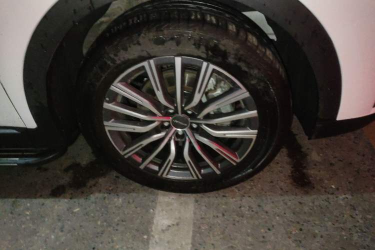 Used JETOUR X70 PLUS 2025 Champion Edition 1.5T DCT Champion PRO 5-Seater Right Front Wheel Hub