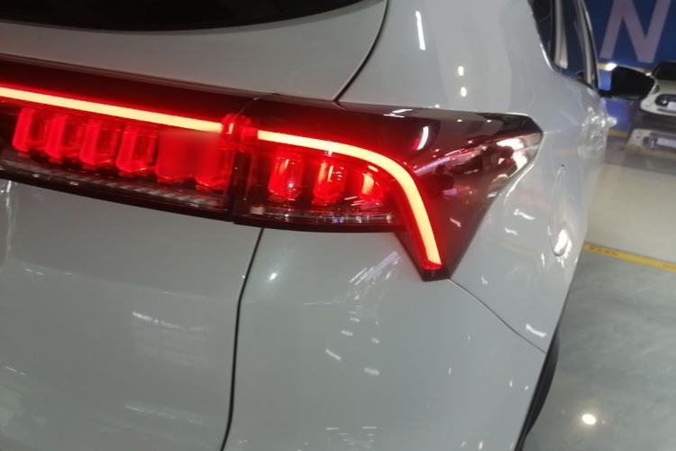 Used JETOUR X70 PLUS 2025 Champion Edition 1.5T DCT Champion PRO 7-Seater Right Rear Taillight