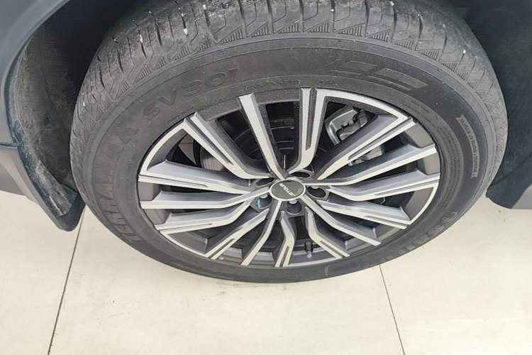 Used JETOUR X70 PLUS 2025 Champion Edition 1.5T DCT Champion PRO 7-Seater Right Rear Wheel Hub