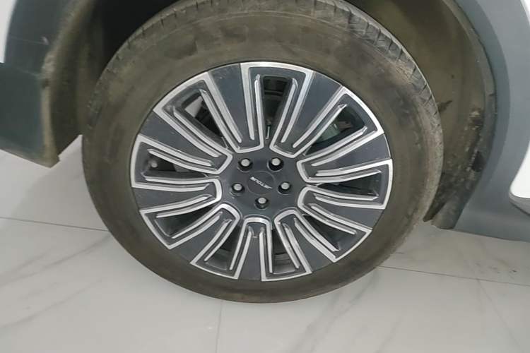 Used JETOUR X70 PLUS 2025 1.5T Elite Edition 5 Seats Right Rear Wheel Hub
