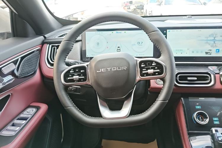 Used JETOUR X70 PLUS 2025 1.5T Luxury Dynamic Edition 7-Seater Steering Wheel