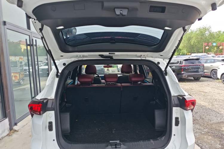 Used JETOUR X70 PLUS 2025 Champion Edition 1.5T DCT Champion PRO 5-Seater Trunk