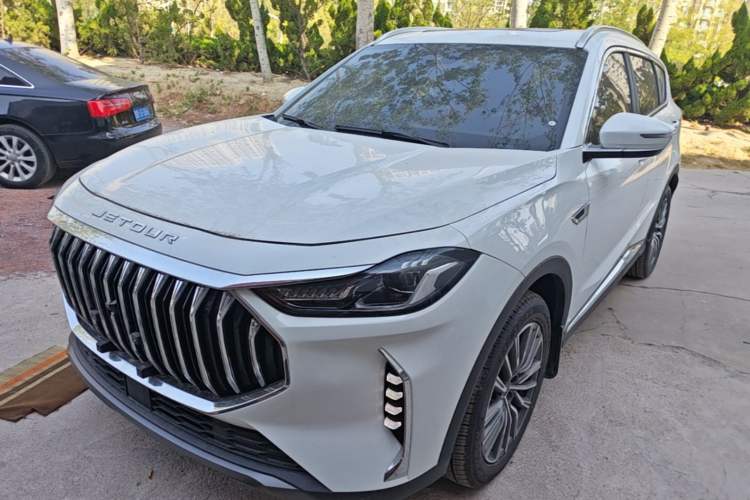 JETOUR X70 PLUS 2025 Champion Edition 1.5T DCT Champion PRO 5-Seater