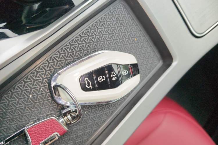 Used JETOUR X70 PLUS 2025 Champion Edition 1.5T DCT Champion PRO 5-Seater Vehicle Key
