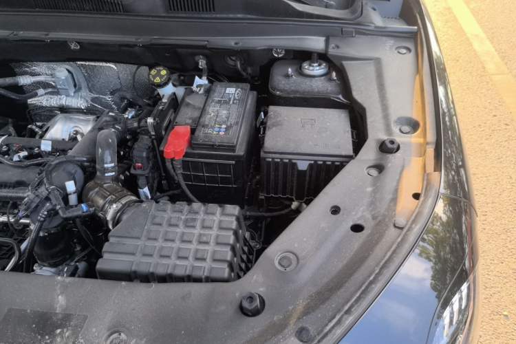 Used JETOUR X70 PLUS 2026 Model Champion Edition 1.5T DCT Comfort 7-seater Engine Bay Left