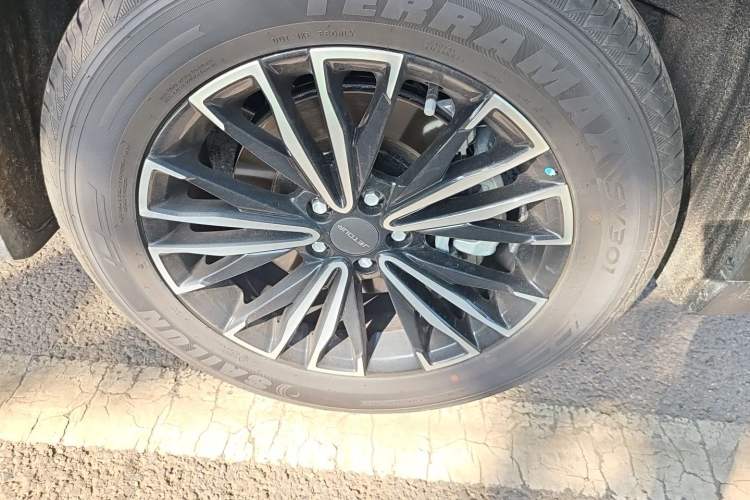 Used JETOUR X70 PLUS 2026 Model Champion Edition 1.5T DCT Comfort 5-seater Right Front Wheel Hub