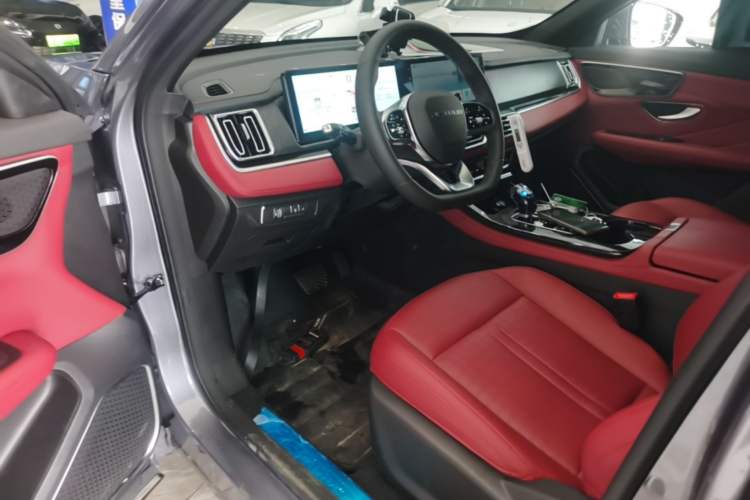 Used JETOUR X70 PLUS 2026 Model Champion Edition 1.5T DCT Comfort 7-seater Driver Seat
