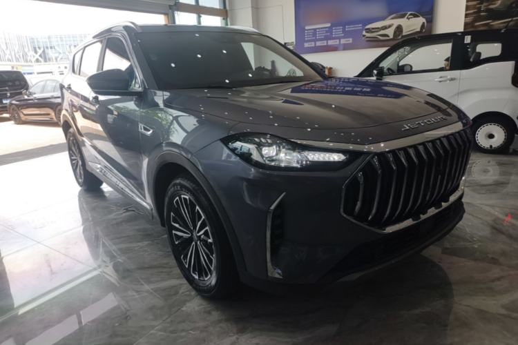Used JETOUR X70 PLUS 2026 Model Champion Edition 1.5T DCT Comfort 7-seater Front Right 45 Deg