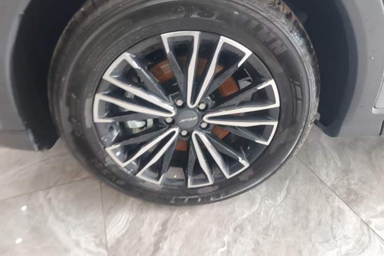 Used JETOUR X70 PLUS 2026 Model Champion Edition 1.5T DCT Comfort 7-seater Left Front Wheel Hub