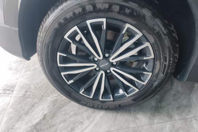 Used JETOUR X70 PLUS 2026 Model Champion Edition 1.5T DCT Comfort 7-seater Right Rear Wheel Hub