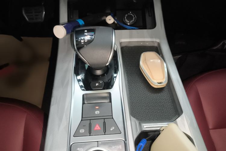 Used JETOUR X70 PRO 2023 1.6T DCT Enjoy PRO 5-Seater Gear Lever
