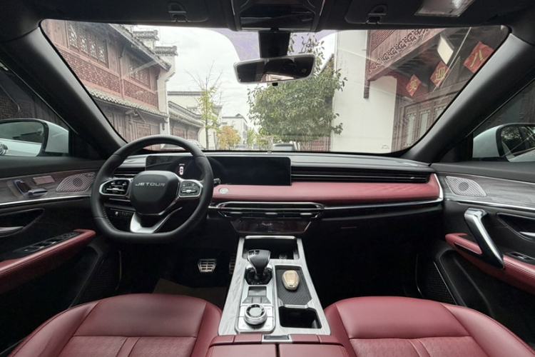 Used JETOUR X70 PRO 2023 1.6T DCT Enjoy PRO 5-Seater Interior 4