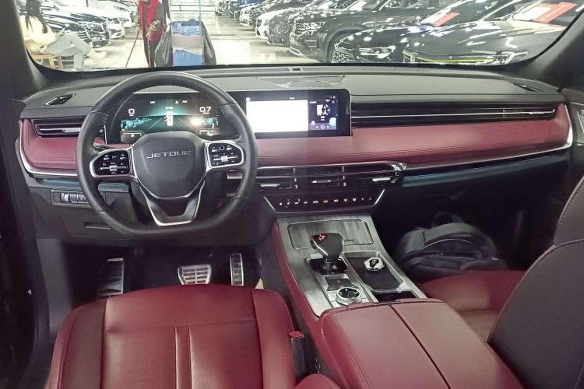 Used JETOUR X70 PRO 2023 1.6T DCT Enjoy PRO 5-Seater Center Console