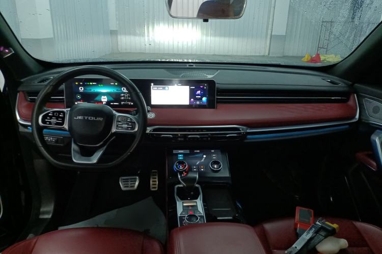 Used JETOUR X70 PRO 2023 1.6T DCT Enjoy MAX 5-seater Center Console