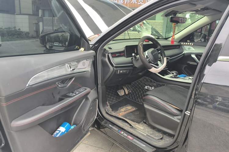 Used JETOUR X70 PRO 2023 1.5T DCT Comfort Edition 5 Seats Driver Seat