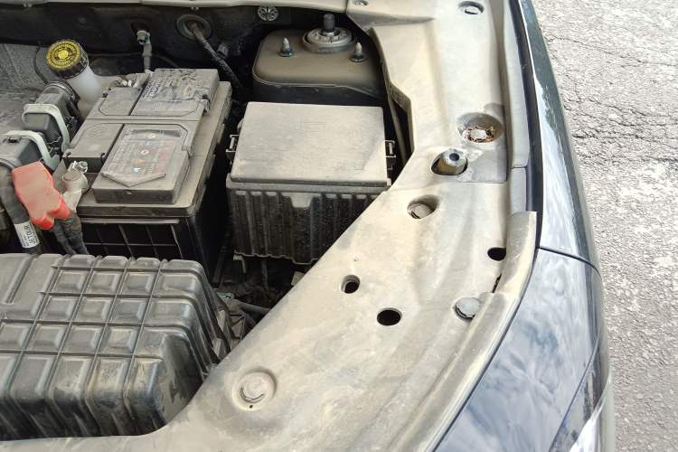 Used JETOUR X70 PRO 2023 1.6T DCT Enjoy PRO 5-Seater Engine Bay Left