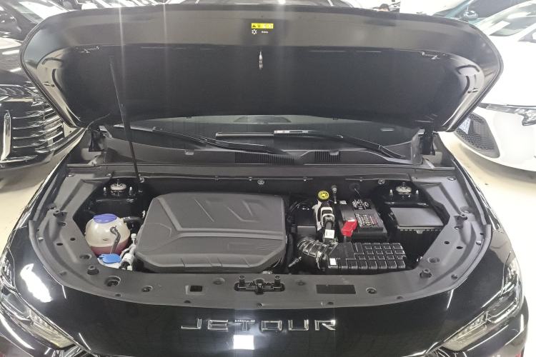 Used JETOUR X70 PRO 2023 1.6T DCT Enjoy PRO 5-Seater Engine Bay