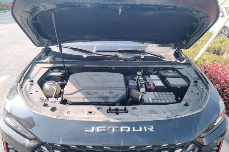 Used JETOUR X70 PRO 2023 1.6T DCT Enjoy PRO 7-Seater Engine Bay