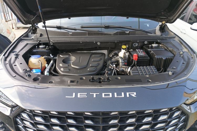 Used JETOUR X70 PRO 2023 1.5T DCT Comfort Edition 5 Seats Engine Bay