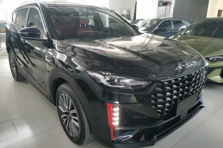Used JETOUR X70 PRO 2023 1.5T DCT Comfort Edition 7-Seater Exterior 2