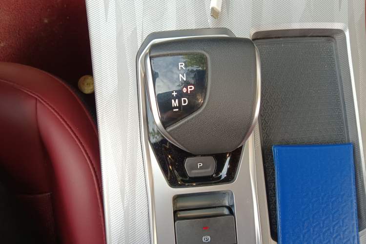Used JETOUR X70 PRO 2023 1.6T DCT Enjoy PRO 5-Seater Gear Lever
