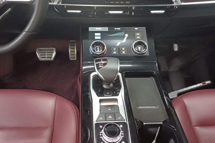 Used JETOUR X70 PRO 2023 1.6T DCT Enjoy MAX 5-seater Gear Lever
