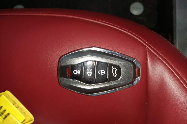 Used JETOUR X70 PRO 2023 1.6T DCT Enjoy MAX 5-seater Interior 1