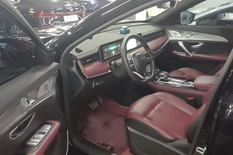 Used JETOUR X70 PRO 2023 1.6T DCT Enjoy MAX 5-seater Interior 3