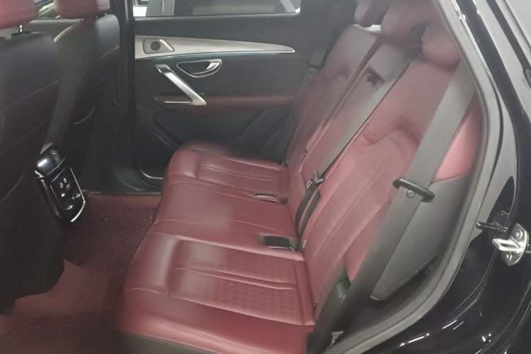 Used JETOUR X70 PRO 2023 1.6T DCT Enjoy MAX 5-seater Interior 4
