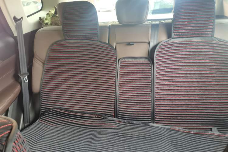 Used JETOUR X70 PRO 2023 1.6T Manual Enjoyment Model 5 Seats Left Rear Seat
