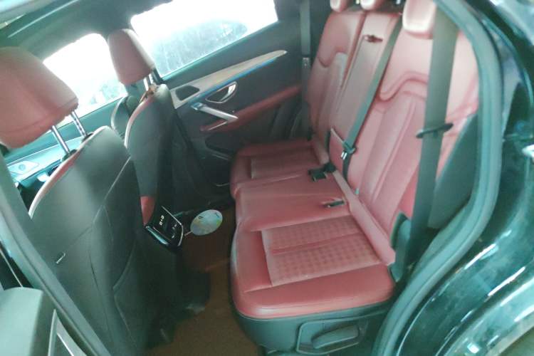 Used JETOUR X70 PRO 2023 1.5T DCT Comfort Edition 7-Seater Left Rear Seat