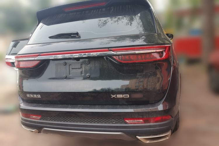 Used JETOUR X70 PRO 2023 1.6T Manual Enjoyment Model 5 Seats Rear