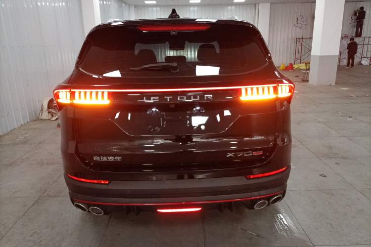 Used JETOUR X70 PRO 2023 1.6T DCT Enjoy MAX 5-seater Rear
