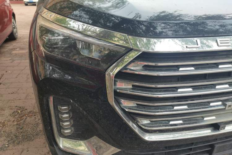 Used JETOUR X70 PRO 2023 1.6T Manual Enjoyment Model 5 Seats Right Front Headlight