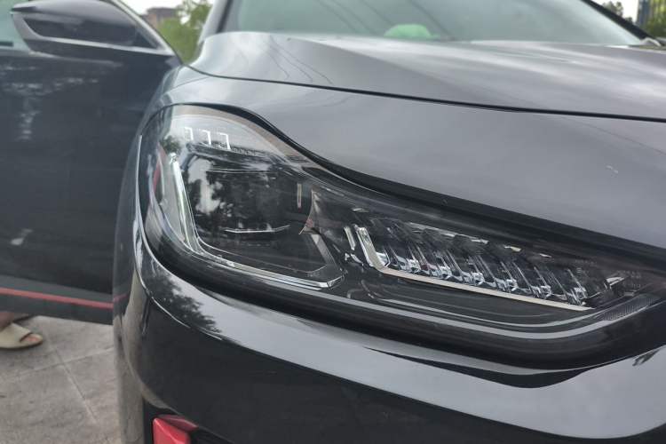 Used JETOUR X70 PRO 2023 1.5T DCT Comfort Edition 5 Seats Right Front Headlight
